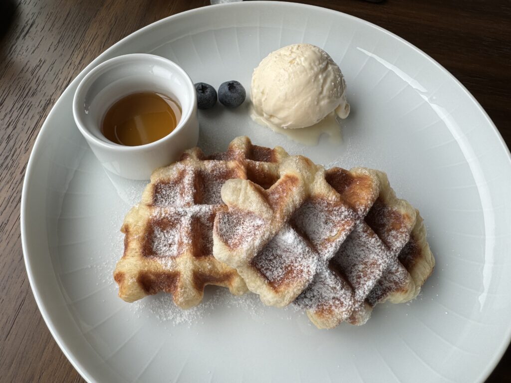 リッツカールトン福岡クラブラウンジ朝食クロッフル