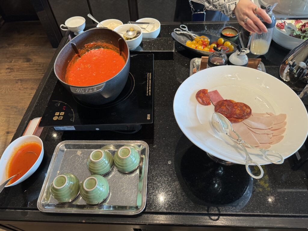 クラブラウンジ軽食