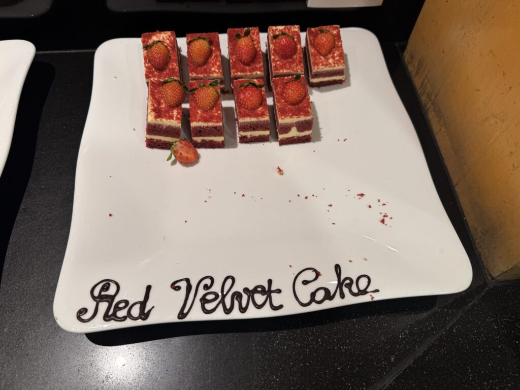 ルネッサンス・リバーサイド・ホテル・サイゴン ラウンジ夕食 2日目