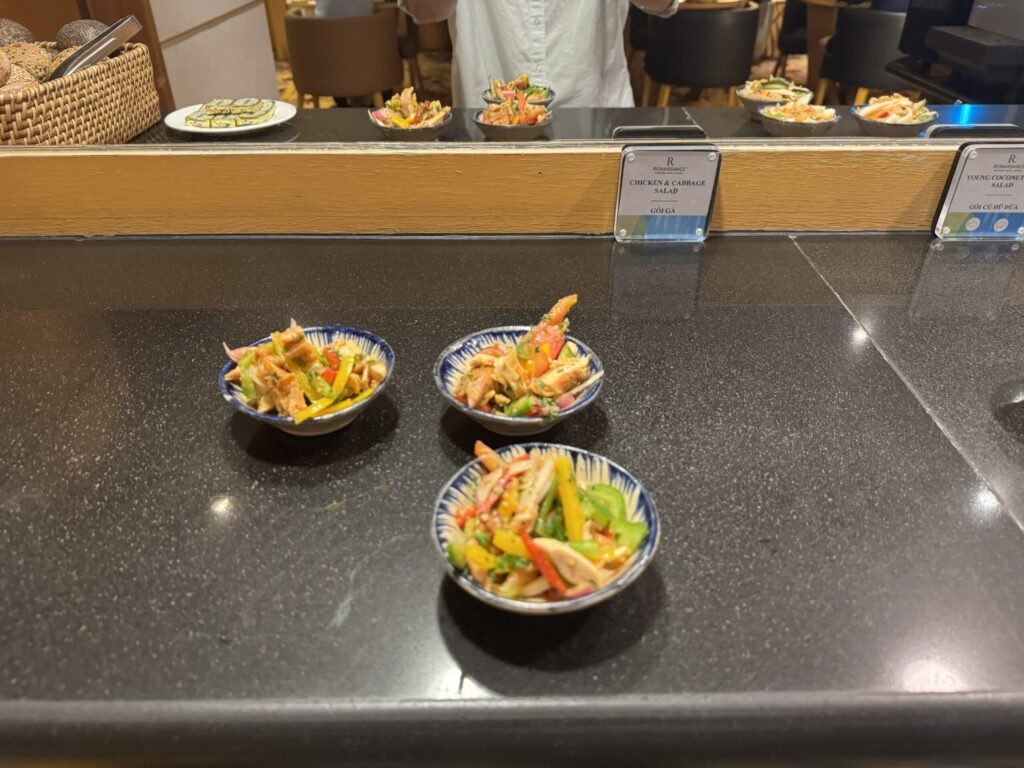 ルネッサンス・リバーサイド・ホテル・サイゴン ラウンジ夕食 2日目