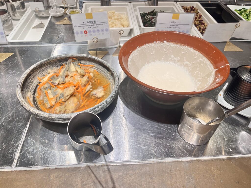 パインテラス フード