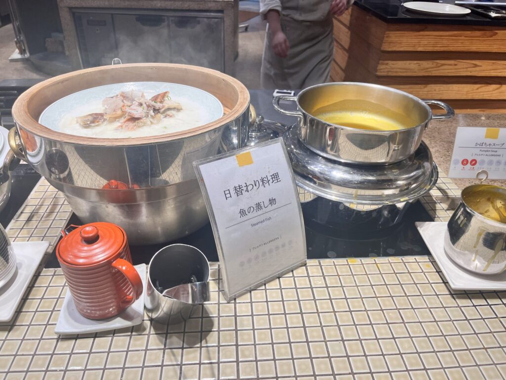 パインテラス フード