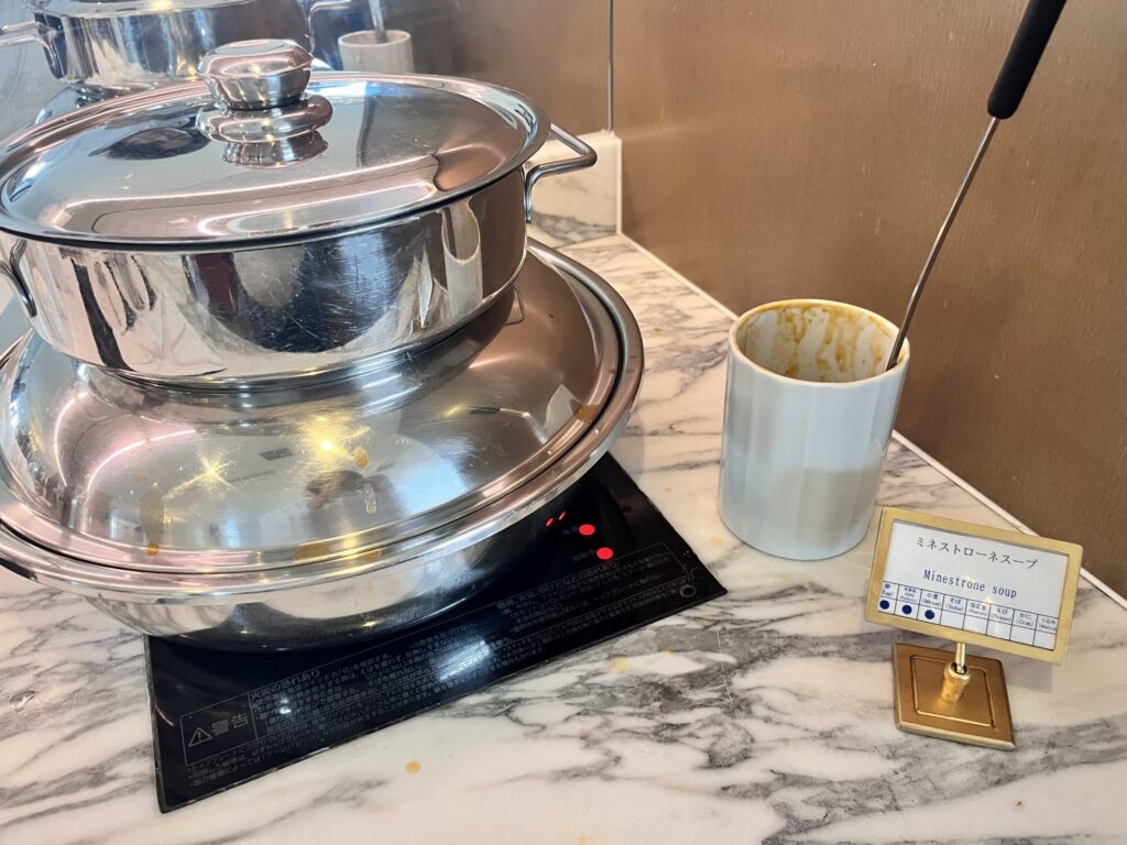 シェラトン・グランデ・オーシャンリゾート クラブラウンジ スープ