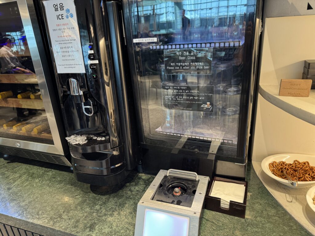 仁川国際空港 第1ターミナル 11ゲート付近「マティナラウンジ」ドリンク