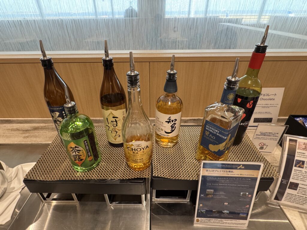 羽田空港・国内線のANAスイートラウンジ ドリンク